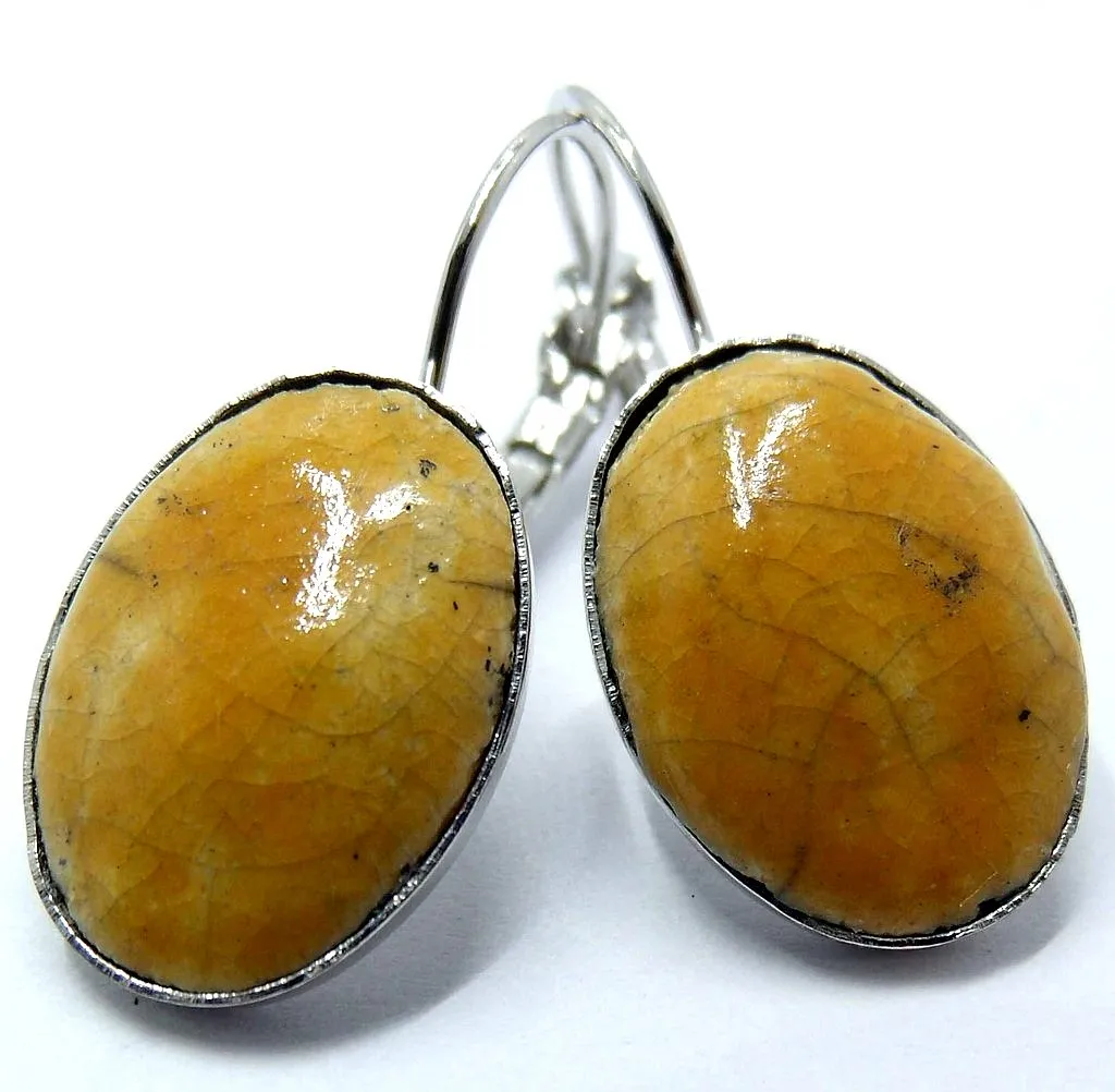 Boucles raku serties et métal argenté