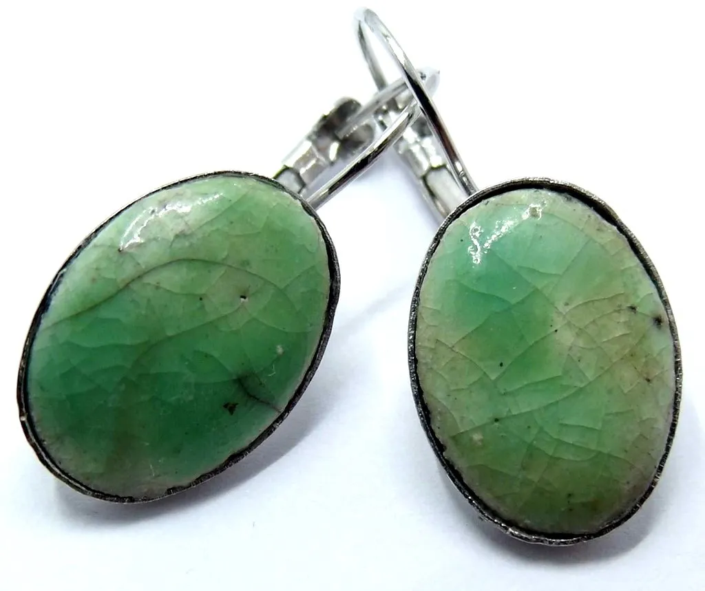 Boucles raku serties et métal argenté